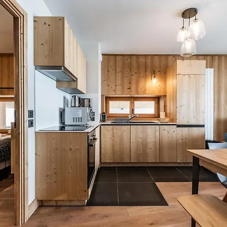 Residence Hameau De Clotaire Alpe D'Huez - By Emerald Stay Exterior photo