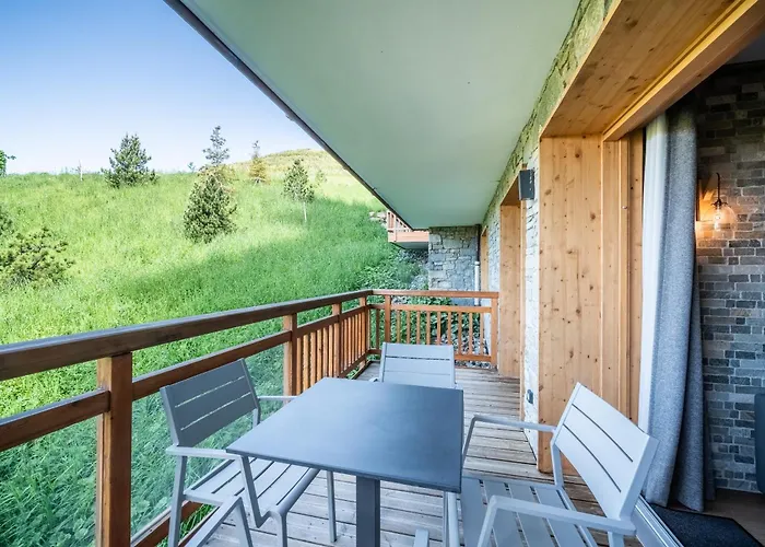 Residence Hameau De Clotaire Alpe D\'Huez - By Emerald Stay