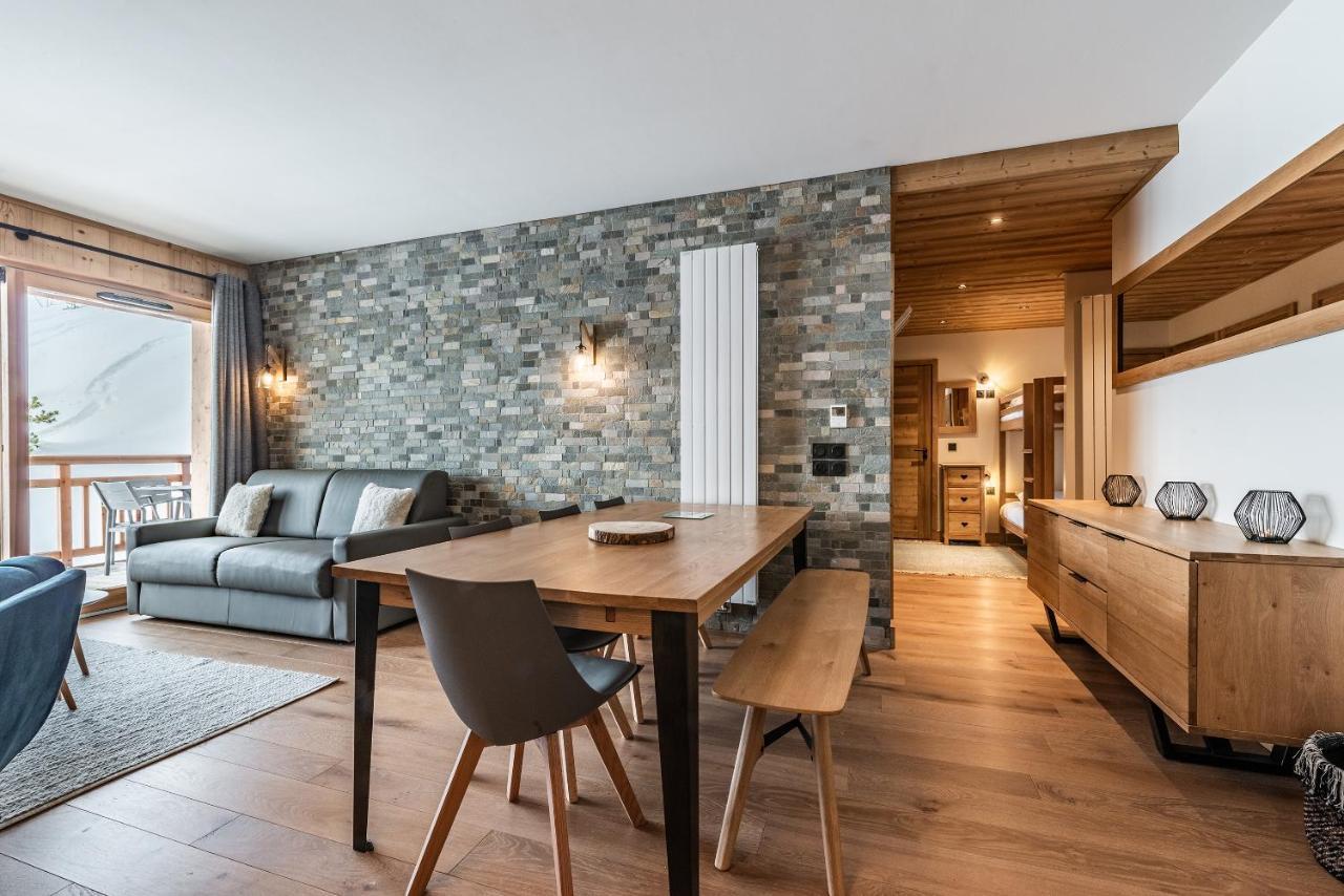 Hameau De Clotaire - By Emerald *