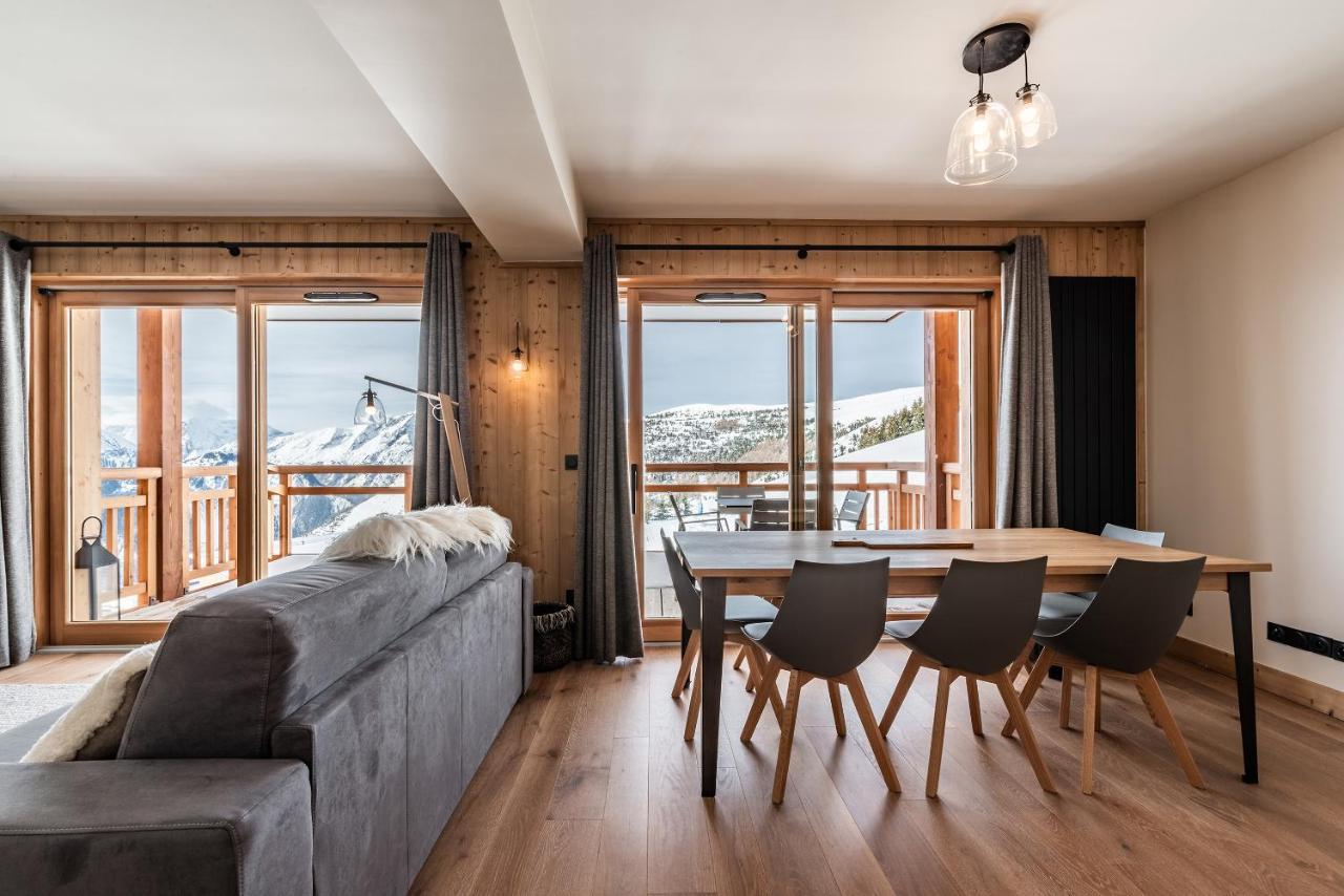 Hameau De Clotaire - By Emerald