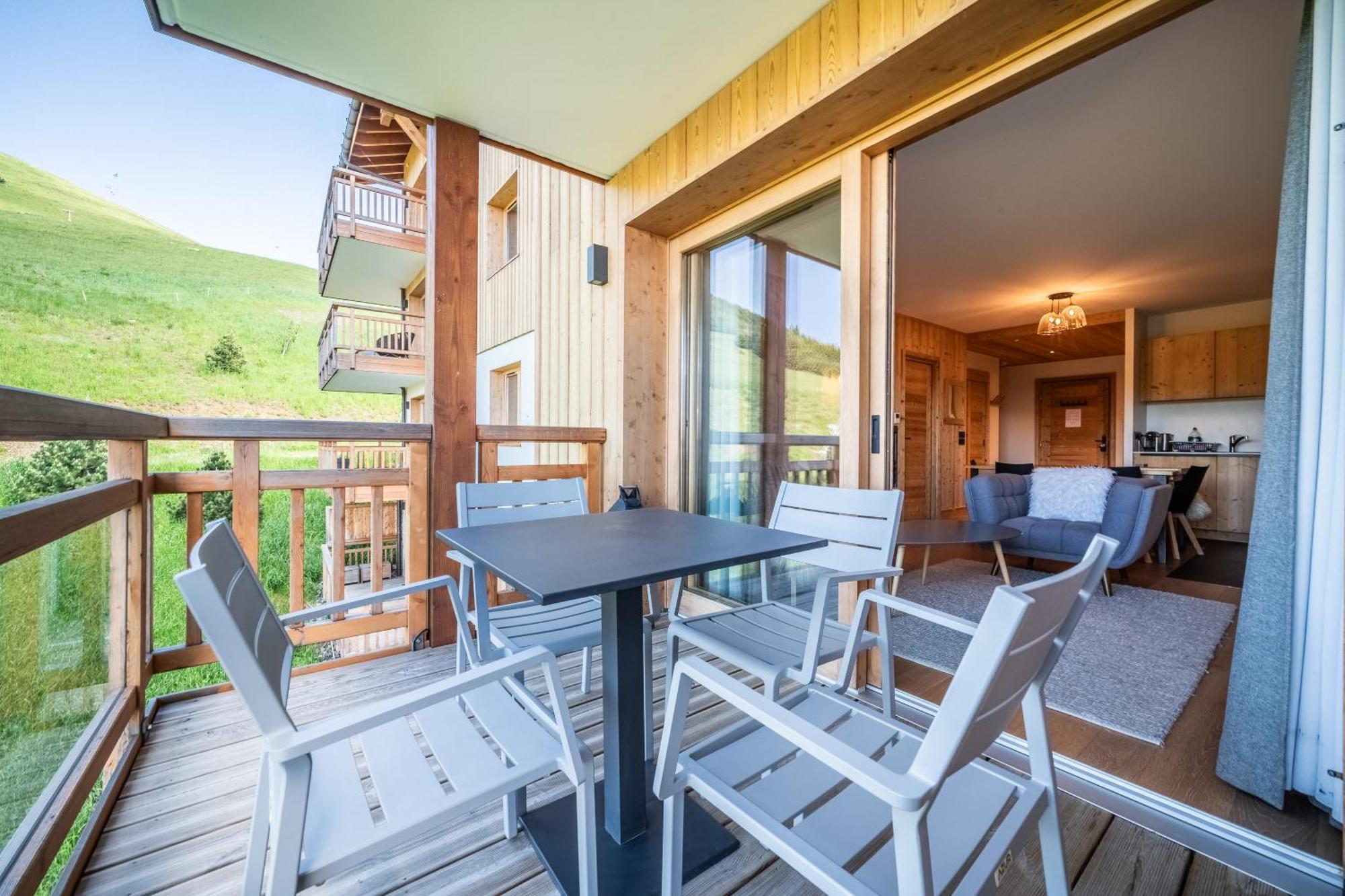 Apartment Hameau De Clotaire - By Emerald Alpe d'Huez